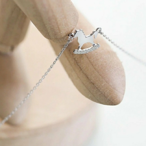 NEW 925 SILVER PLATED ROCKING HORSE NECKLACE - Picture 10 of 10